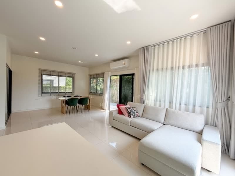 Grand Britania Wongwaen-Ramintra, Bangkok, Kanchanaphisek Ring Road, Sam Wa Tawan Tok, Khlong Sam Wa, Bangkok, 4 Bedrooms, 185 sqm, Single Detached House For Rent, by คุณรุ่งนภา ศาสนะ (ออย), 500296832 - DDproperty.com