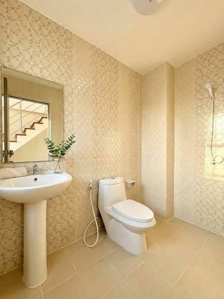 Grand Village 2, Nakhon Pathom, Rai Khing, Sam Phran, Nakhon Pathom, 3 Bedrooms, 160 sqm, Townhouse For Sale, by สรภพ ยอดไชย (สีฝุ่น), 500296834 - DDproperty.com