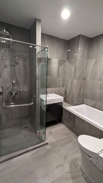 Q Prasarnmit‎, Bangkok, Soi Sawaddee, Sukhumvit Road, Khlongtoei Nua, Watthana, Bangkok, 1 Bedroom, 38 sqm, Condo For Rent, by Saranrat Pongklang, 500296870 - DDproperty.com
