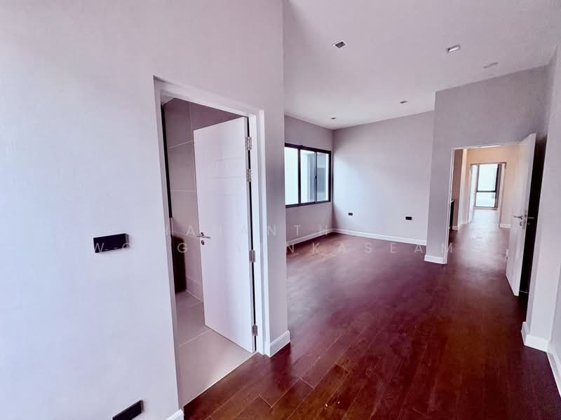 Bangkok Boulevard Signature Westgate, Nonthaburi, Kanchanaphisek Road, Bang Bua Thong, Bang Bua Thong, Nonthaburi, 4 Bedrooms, 391 sqm, Single Detached House For Sale, by Thananthorn Wongvarnkaseam, 500296891 - DDproperty.com