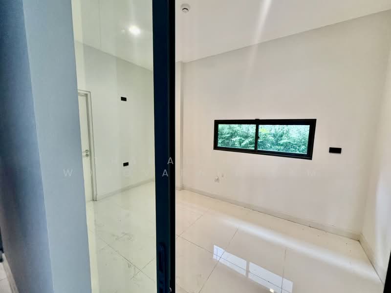 Bangkok Boulevard Signature Westgate : บางกอก บูเลอวาร์ด ซิกเนเจอร์ เวสต์เกต, นนทบุรี, ถ.กาญจนาภิเษก, บางบัวทอง, บางบัวทอง, นนทบุรี, 391 ตร.ม., บ้านเดี่ยว ขาย, โดย Thananthorn Wongvarnkaseam, 500296891 - DDproperty.com