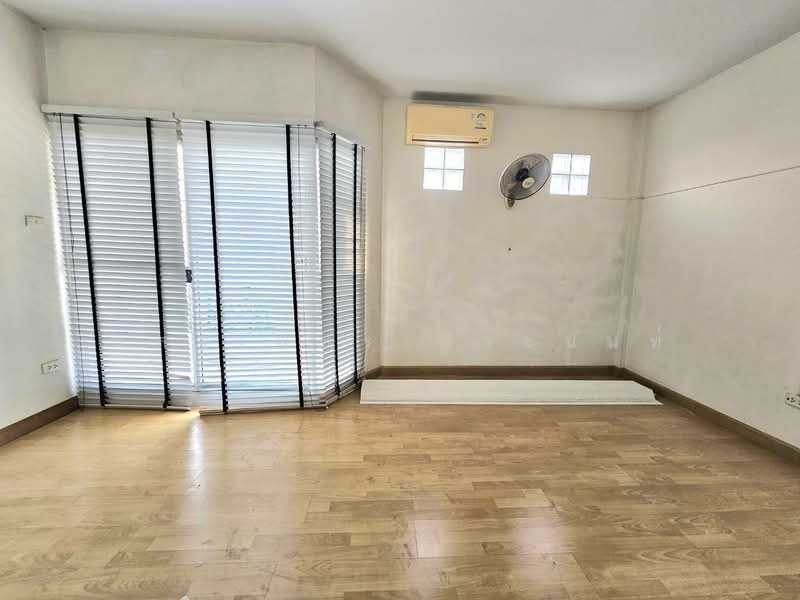 Supalai Ville Rattanathibet, Nonthaburi, Tiwanon Road, Bang Kra So, Muang Nonthaburi, Nonthaburi, 4 Bedrooms, 181 sqm, Townhouse For Sale, by แสงเพชร วีระนนท์, 500296901 - DDproperty.com