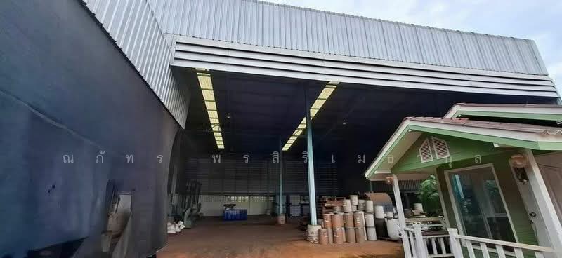 ด่วน! ขายที่ดินพร้อมโกดัง และที่พักอาศัย ผังสีเหลือง โซนอุตสาหกรรมสมุทรปราการ เทพารักษ์ แพรกษา, สมุทรปราการ, เทพารักษ์, เมืองสมุทรปราการ, สมุทรปราการ, 1,480 ตร.ม., โกดัง-โรงงาน ขาย, โดย ณภัทร พรสิริเมธากุล, 500296932 - DDproperty.com