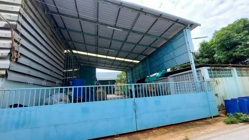ด่วน! ขายที่ดินพร้อมโกดัง และที่พักอาศัย ผังสีเหลือง โซนอุตสาหกรรมสมุทรปราการ เทพารักษ์ แพรกษา, สมุทรปราการ, เทพารักษ์, เมืองสมุทรปราการ, สมุทรปราการ, 1,480 ตร.ม., โกดัง-โรงงาน ขาย, โดย ณภัทร พรสิริเมธากุล, 500296932 - DDproperty.com