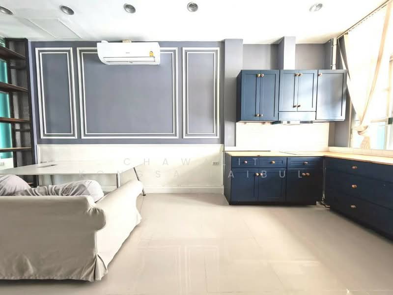 Baan Klang Mueang The Paris Ratchavipha, Bangkok, Ratchadapisek Road, Lat Yao, Chatuchak, Bangkok, 4 Bedrooms, 249 sqm, Townhouse For Sale, by CHAWALIT KONGSAKPAIBUL, 500296951 - DDproperty.com