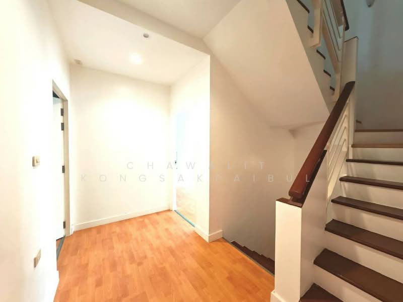 Baan Klang Mueang The Paris Ratchavipha, Bangkok, Ratchadapisek Road, Lat Yao, Chatuchak, Bangkok, 4 Bedrooms, 249 sqm, Townhouse For Sale, by CHAWALIT KONGSAKPAIBUL, 500296951 - DDproperty.com