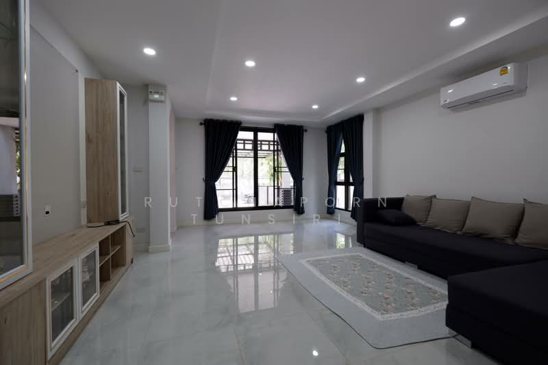 ให้เช่า - บ้านสวยให้เช่า – โซนสุเทพ | เมืองเชียงใหม่ ค่าเช่า 25,000 บาท / เดือน รหัสทรัพย์ : No.3H141, เชียงใหม่