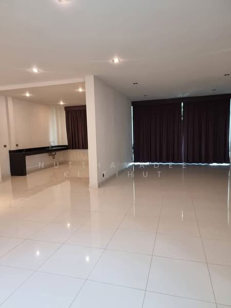 Perfect Place Ramkhamhaeng 164, Bangkok, Soi Ramkhamhaeng 164, Saphan Sung, Saphan Sung, Bangkok, 5 Bedrooms, 528 sqm, Single Detached House For Sale, by Nutthavadee Kittihut, 500297005 - DDproperty.com