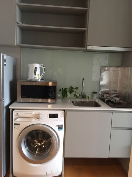 Noble Revo Silom, Bangkok, 88 Soi Surasak Surasak Road, Silom, Bang Rak, Bangkok, 1 Bedroom, 37 sqm, Condo For Rent, by ไพลิน เลิศวัฒนมงคล, 500297024 - DDproperty.com
