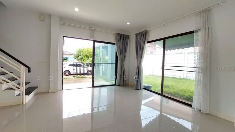 The Balanz Pinklao-Sai 5, Nakhon Pathom, Soi Bang Krathuek 12, Phutthamonthon Sai 5 Road, Bang Krathuk, Sam Phran, Nakhon Pathom, 3 Bedrooms, 140 sqm, Single Detached House For Rent, by Connex Property, 500297025 - DDproperty.com