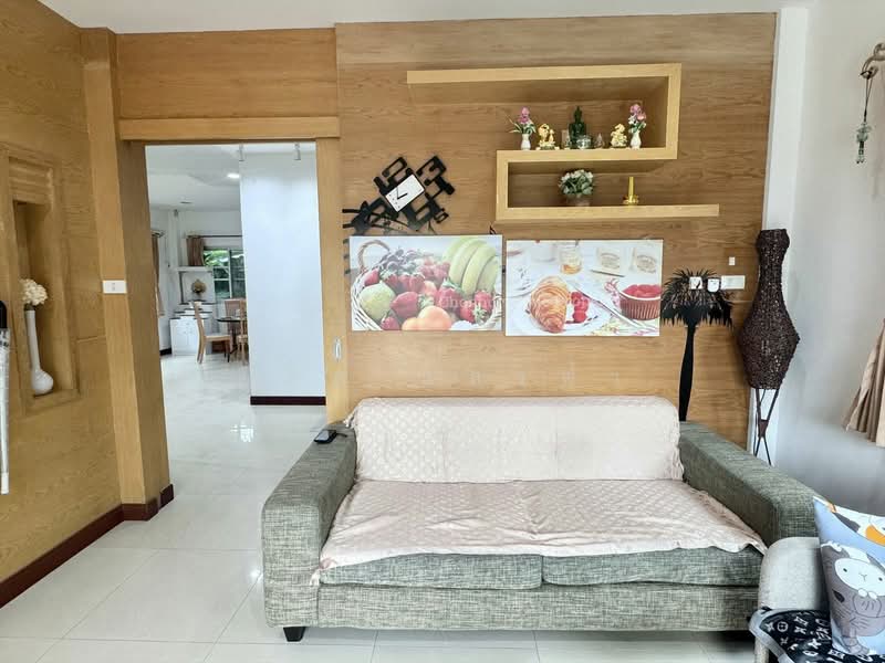 ให้เช่าบ้านเดี่ยว ม.ธารดารา ไร่กล้วย ศรีราชา, Chon Buri (Pattaya), Surasak, Si Racha, Chon Buri (Pattaya), 3 Bedrooms, 180 sqm, Single Detached House For Rent, by Dusit Saengfa, 500297054 - DDproperty.com