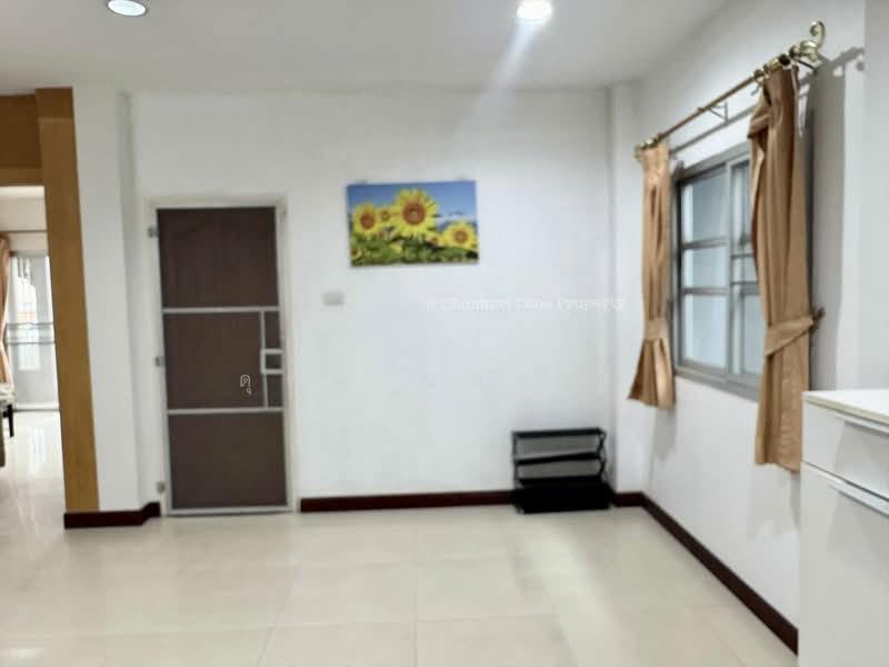 ให้เช่าบ้านเดี่ยว ม.ธารดารา ไร่กล้วย ศรีราชา, Chon Buri (Pattaya), Surasak, Si Racha, Chon Buri (Pattaya), 3 Bedrooms, 180 sqm, Single Detached House For Rent, by Dusit Saengfa, 500297054 - DDproperty.com