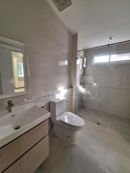 Sammakon Ramkhamhaeng, Bangkok, Ramkhamhaeng Road, Saphan Sung, Saphan Sung, Bangkok, 3 Bedrooms, 150 sqm, Single Detached House For Rent, by Rachen Nopsuwan, 500297062 - DDproperty.com