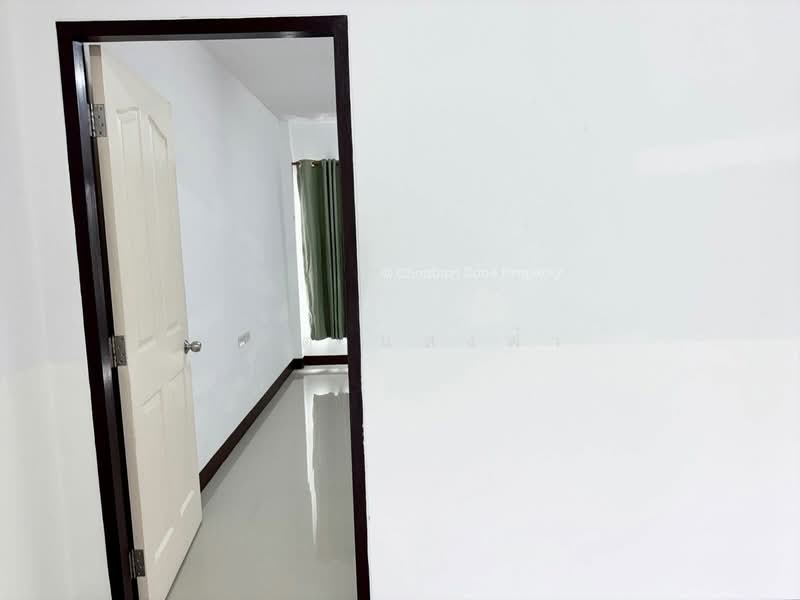 ให้เช่าอาคารพาณิชย์ 3 ชั้น ใกล้อ่างเก็บน้ำหนองค้อ ศรีราชา, Chon Buri (Pattaya), Surasak, Si Racha, Chon Buri (Pattaya), , 220 sqm, Shophouse For Rent, by Dusit Saengfa, 500297112 - DDproperty.com