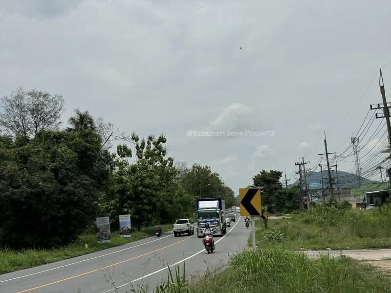 ให้เช่าอาคารพาณิชย์ 3 ชั้น ใกล้อ่างเก็บน้ำหนองค้อ ศรีราชา, Chon Buri (Pattaya), Surasak, Si Racha, Chon Buri (Pattaya), , 220 sqm, Shophouse For Rent, by Dusit Saengfa, 500297112 - DDproperty.com