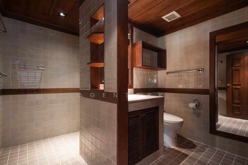 Diamond Tower, Bangkok, Silom, Silom, Bang Rak, Bangkok, 2 Bedrooms, 128 sqm, Condo For Rent, by Agentbkk, 500297143 - DDproperty.com