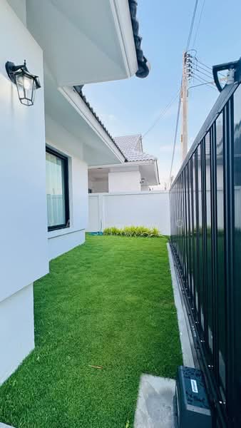 Pattaya village, Chon Buri (Pattaya), Nong Pla Lai, Bang Lamung (Pattaya), Chon Buri (Pattaya), 3 Bedrooms, 180 sqm, Single Detached House For Sale, by Yaowaluck Sirinapho, 500297161 - DDproperty.com