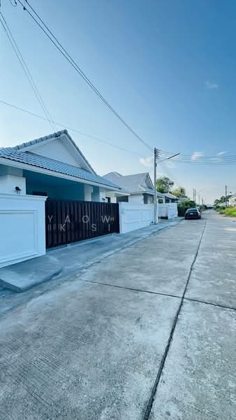 Pattaya village, Chon Buri (Pattaya), Nong Pla Lai, Bang Lamung (Pattaya), Chon Buri (Pattaya), 3 Bedrooms, 180 sqm, Single Detached House For Sale, by Yaowaluck Sirinapho, 500297161 - DDproperty.com