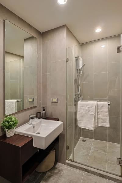 C Ekkamai, Bangkok, 888 Soi Sukhumvit 63, Sukhumvit Road, Khlong Tan Nua, Watthana, Bangkok, 1 Bedroom, 35 sqm, Condo For Sale, by AREA66 Real Estate Co.,Ltd, 500297176 - DDproperty.com