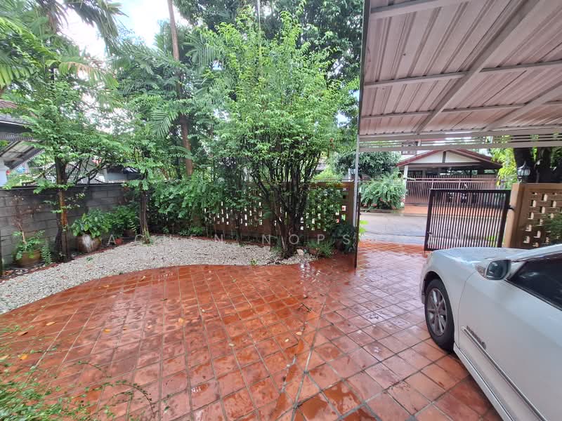 Sammakon Ramkhamhaeng, Bangkok, Ramkhamhaeng Road, Saphan Sung, Bangkok, 3 Bedrooms, 150 sqm, Single Detached House For Rent, by Rachen Nopsuwan, 500297205 - DDproperty.com
