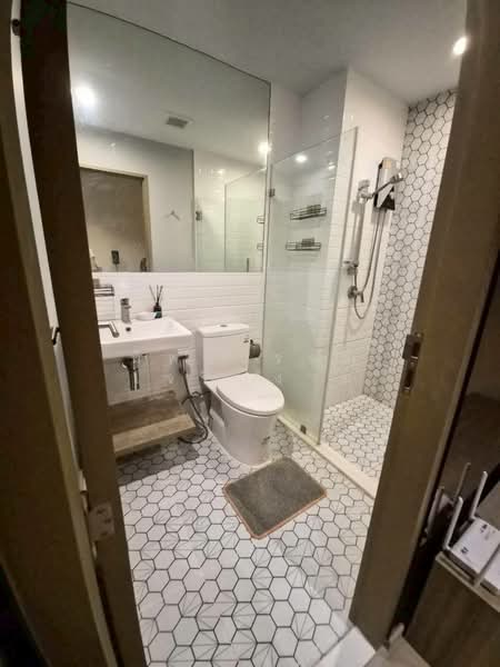 Altitude Unicorn Sathorn-Tha Phra, Bangkok, Ratchaphruek Road, Talat Plu, Thon Buri, Bangkok, 1 Bedroom, 25 sqm, Condo For Sale, by Tippawan Charoengam, 500297212 - DDproperty.com