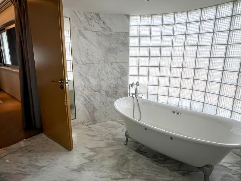 Le Raffine Sukhumvit 24, Bangkok, Soi Sukhumvit 24, Khong Tan, Khlong Toei, Bangkok, 1 Bedroom, 371 sqm, Condo For Sale, by ชิสา โพธิ์บุญ, 500297226 - DDproperty.com