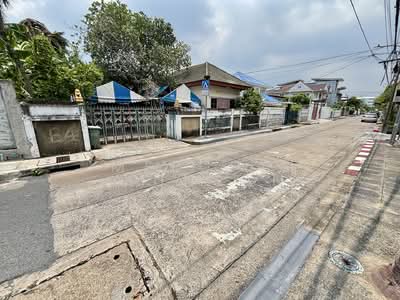 ขาย - ที่ดิน 181 ตารางวา ซอยวิบูลอุปถัมภ์ สุทธิสาร, กรุงเทพ