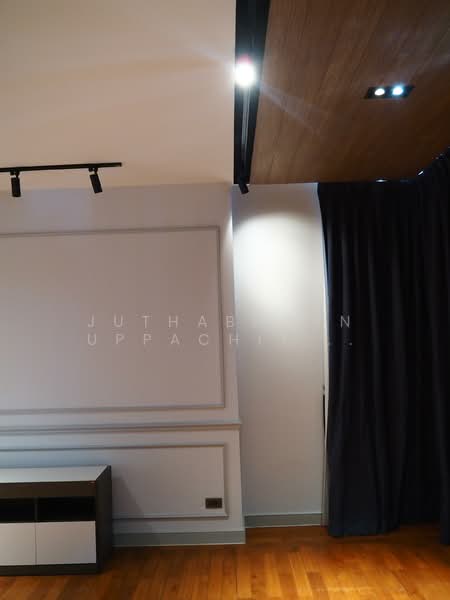 Hampton Thonglor 10, Bangkok, 324 Soi Thonglor 10, Sukhumvit Road, Khlong Tan Nua, Watthana, Bangkok, 4 Bedrooms, 232 sqm, Condo For Rent, by Juthabhorn Uppachit (Amy), 500297289 - DDproperty.com