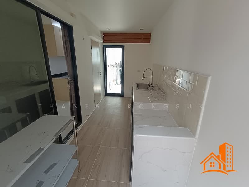 Atoll Java Bay, Samut Prakan, Soi King Kaeo 19, Rachathewa, Bang Plee, Samut Prakan, 3 Bedrooms, 130 sqm, Semi-Detached House (Twin House) For Sale, by Thanest Kongsuk, 500297324 - DDproperty.com