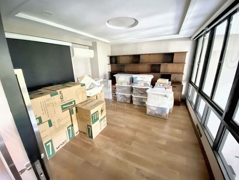 Arden Rama 3, Bangkok, 33 Yan Nawa Road, Chong Nonsi, Yan Nawa, Bangkok, 3 Bedrooms, 330 sqm, Townhouse For Rent, by Chomratkamol Soontorntarawong (Gor), 500297335 - DDproperty.com