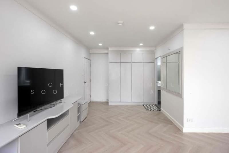 Saranjai Mansion, Bangkok, Soi Sukhumvit 6, Khlong Toei, Khlong Toei, Bangkok, 2 Bedrooms, 117 sqm, Condo For Sale, by Chomratkamol Soontorntarawong (Gor), 500297357 - DDproperty.com