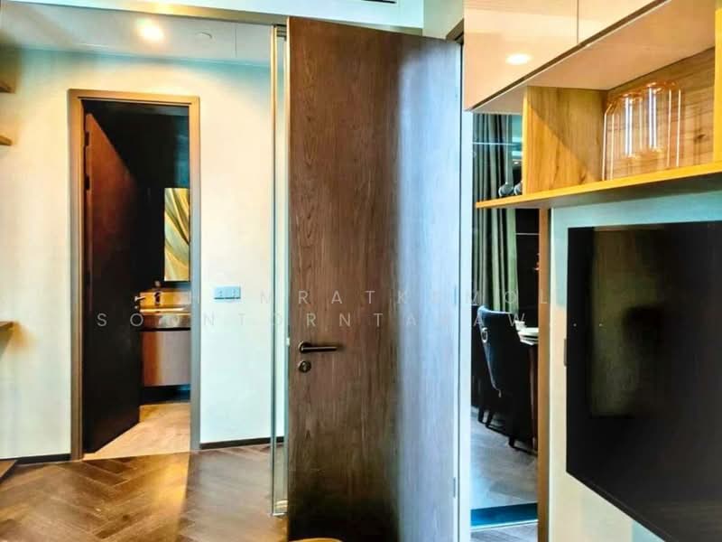 The Esse Sukhumvit 36, Bangkok, Soi Sukhumvit 36, Sukhumvit Road, Phra Kanong, Khlong Toei, Bangkok, 1 Bedroom, 43 sqm, Condo For Sale, by Chomratkamol Soontorntarawong (Gor), 500297366 - DDproperty.com