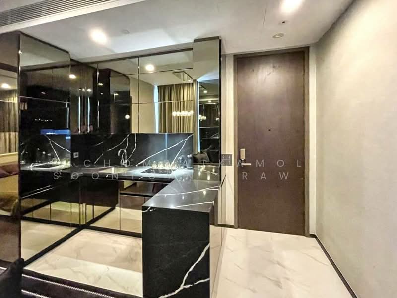 The Esse Sukhumvit 36, Bangkok, Soi Sukhumvit 36, Sukhumvit Road, Phra Kanong, Khlong Toei, Bangkok, 1 Bedroom, 43 sqm, Condo For Sale, by Chomratkamol Soontorntarawong (Gor), 500297366 - DDproperty.com