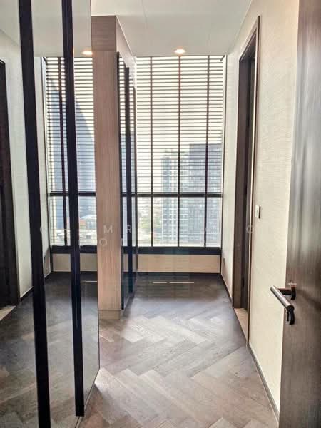 The Esse Sukhumvit 36, Bangkok, Soi Sukhumvit 36, Sukhumvit Road, Phra Kanong, Khlong Toei, Bangkok, 2 Bedrooms, 74 sqm, Condo For Sale, by Chomratkamol Soontorntarawong (Gor), 500297370 - DDproperty.com