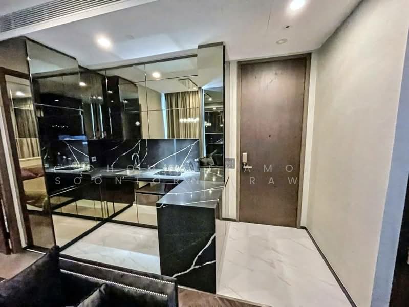 The Esse Sukhumvit 36, Bangkok, Soi Sukhumvit 36, Sukhumvit Road, Phra Kanong, Khlong Toei, Bangkok, 1 Bedroom, 43 sqm, Condo For Sale, by Chomratkamol Soontorntarawong (Gor), 500297371 - DDproperty.com