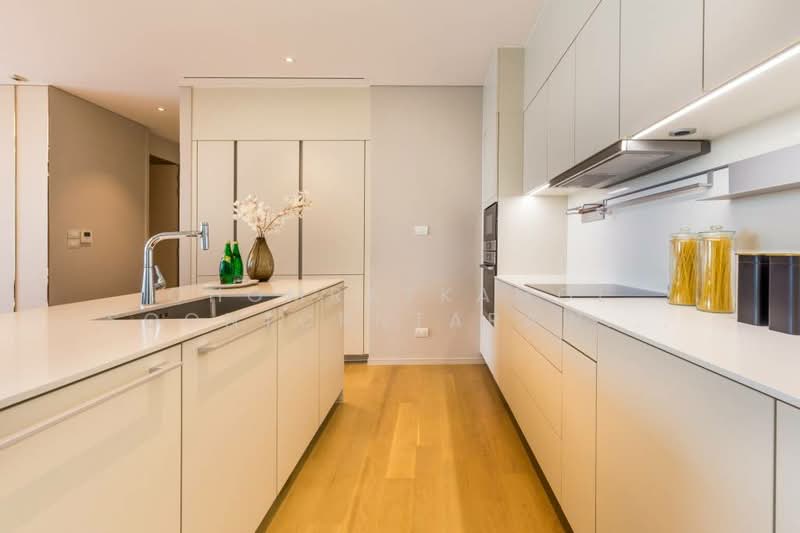 Baan Sindhorn, Bangkok, 89 Soi Langsuan, Langsuan Road, Lumphini, Pathum Wan, Bangkok, 2 Bedrooms, 161 sqm, Condo For Rent, by Chomratkamol Soontorntarawong (Gor), 500297390 - DDproperty.com