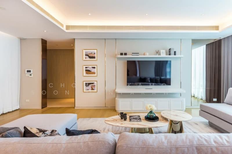Baan Sindhorn, Bangkok, 89 Soi Langsuan, Langsuan Road, Lumphini, Pathum Wan, Bangkok, 2 Bedrooms, 161 sqm, Condo For Sale, by Chomratkamol Soontorntarawong (Gor), 500297391 - DDproperty.com