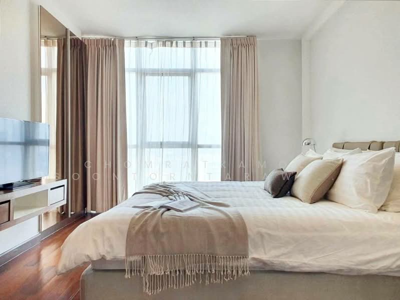 Nusasiri Grand, Bangkok, Soi Sukhumvit 42, Phra Kanong, Khlong Toei, Bangkok, 3 Bedrooms, 155 sqm, Condo For Sale, by Chomratkamol Soontorntarawong (Gor), 500297403 - DDproperty.com