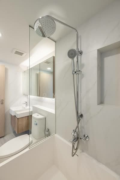 Walden Asoke, Bangkok, 120 12 Sukhumvit Road, Khlongtoei Nua, Watthana, Bangkok, 2 Bedrooms, 49 sqm, Condo For Sale, by Chomratkamol Soontorntarawong (Gor), 500297405 - DDproperty.com