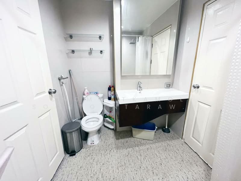 Life @ Ratchada, Bangkok, 36 Soi Lat Phrao 36, Chan Kasem, Chatuchak, Bangkok, 2 Bedrooms, 55 sqm, Condo For Rent, by Chomratkamol Soontorntarawong (Gor), 500297433 - DDproperty.com