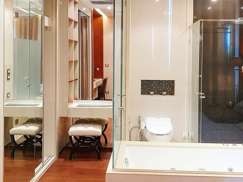 The Address Sukhumvit 28, Bangkok, 1 Soi Sukhumvit 28, Khong Tan, Khlong Toei, Bangkok, 1 Bedroom, 52 sqm, Condo For Sale, by Chomratkamol Soontorntarawong (Gor), 500297467 - DDproperty.com