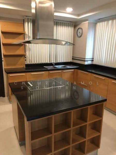 The Lanai Sathorn, Bangkok, Soi Yen Akart 2, Chong Nonsi, Yan Nawa, Bangkok, 3 Bedrooms, 267 sqm, Condo For Sale, by Chomratkamol Soontorntarawong (Gor), 500297504 - DDproperty.com