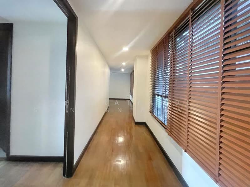 The Lanai Sathorn, Bangkok, Soi Yen Akart 2, Chong Nonsi, Yan Nawa, Bangkok, 3 Bedrooms, 267 sqm, Condo For Sale, by Chomratkamol Soontorntarawong (Gor), 500297504 - DDproperty.com