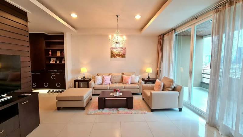 Piyathip Place, Bangkok, 24 Soi Prommitr, Khlong Tan Nua, Watthana, Bangkok, 2 Bedrooms, 173 sqm, Condo For Rent, by Chomratkamol Soontorntarawong (Gor), 500297527 - DDproperty.com