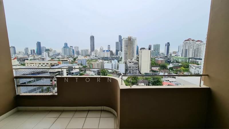 Piyathip Place, Bangkok, 24 Soi Prommitr, Khlong Tan Nua, Watthana, Bangkok, 2 Bedrooms, 173 sqm, Condo For Rent, by Chomratkamol Soontorntarawong (Gor), 500297527 - DDproperty.com