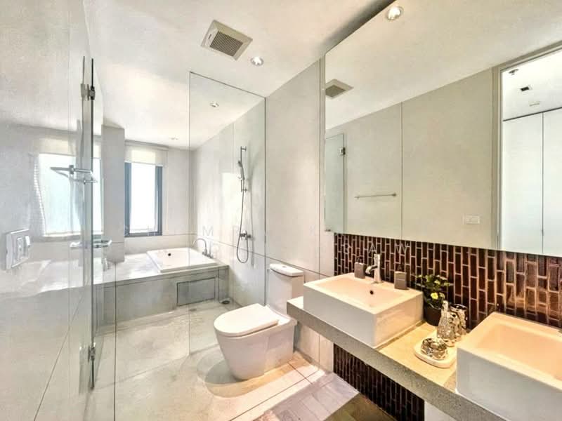 Promphan 53, Bangkok, 17 Soi Sukhumvit 53, Khlong Tan Nua, Watthana, Bangkok, 2 Bedrooms, 141 sqm, Condo For Rent, by Chomratkamol Soontorntarawong (Gor), 500297531 - DDproperty.com