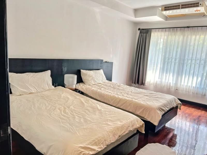 Charktip Court, Bangkok, 62 Soi Sukhumvit 51, Khlongtoei Nua, Watthana, Bangkok, 3 Bedrooms, 200 sqm, Condo For Rent, by Chomratkamol Soontorntarawong (Gor), 500297532 - DDproperty.com