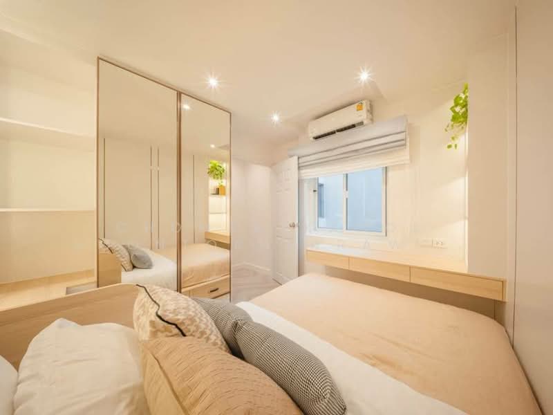Fortune Condo Town, Bangkok, Naradhiwas Rajanakarindra 24 Alley, Chong Nonsi, Yan Nawa, Bangkok, 3 Bedrooms, 99 sqm, Condo For Rent, by Chomratkamol Soontorntarawong (Gor), 500297537 - DDproperty.com