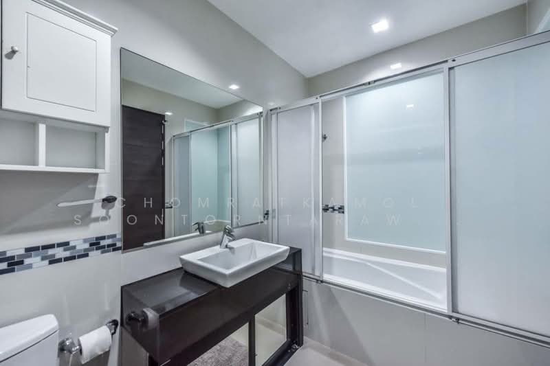 IDEO Q Phayathai, Bangkok, 138 Phayathai Road, Thung Phaya Thai, Ratchathewi, Bangkok, 2 Bedrooms, 65 sqm, Condo For Rent, by Chomratkamol Soontorntarawong (Gor), 500297541 - DDproperty.com
