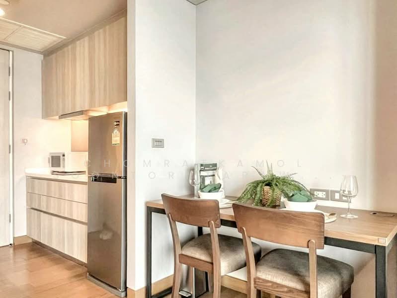 The Lumpini 24, Bangkok, Sukhumvit 24 Road, Khong Tan, Khlong Toei, Bangkok, 2 Bedrooms, 55 sqm, Condo For Rent, by Chomratkamol Soontorntarawong (Gor), 500297551 - DDproperty.com